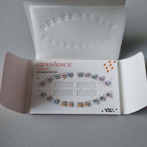 Брекеты керамические самолигирующие GC EXPERIENCE (3,4,5 w/h) GC EXPERIENCE Ceramic фото